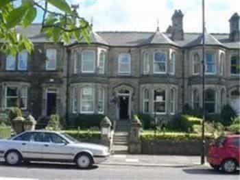 Strathmore Lawn East - Guest house Strathmore Lawn East - Guest house