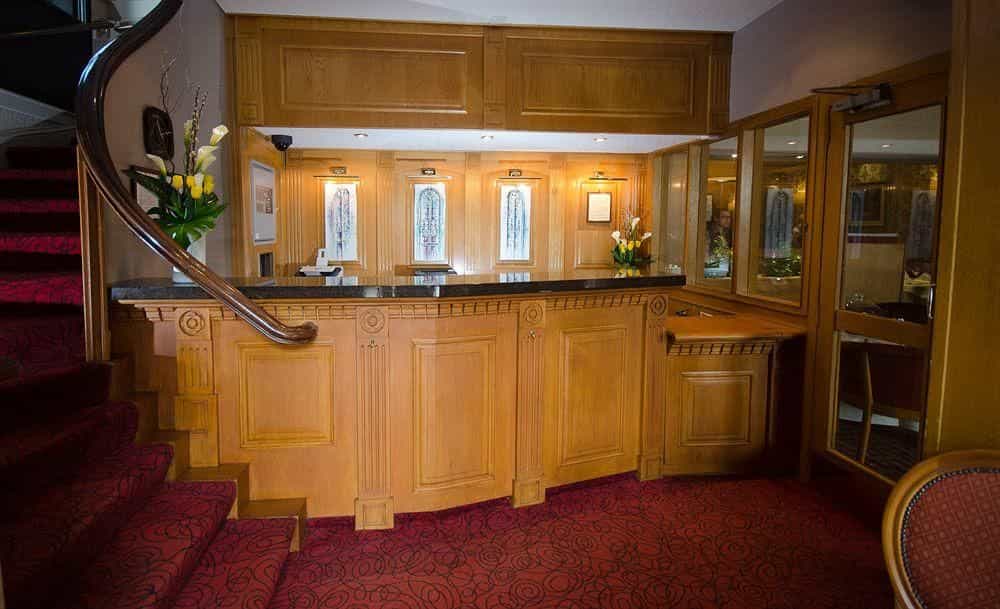 ATHOLL HOTEL ATHOLL HOTEL