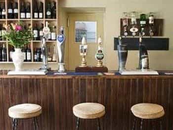 Fox & Hounds Fox & Hounds