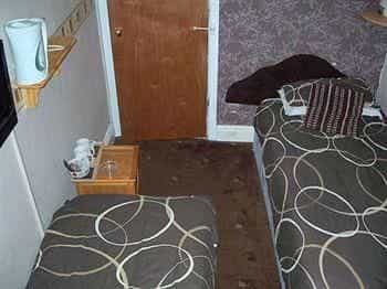 Hotel 33