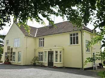 Chetcombe House