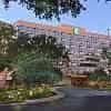 Embassy Suites International Drjamaican Ct