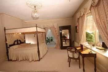 Fines Bayliwick Hotel