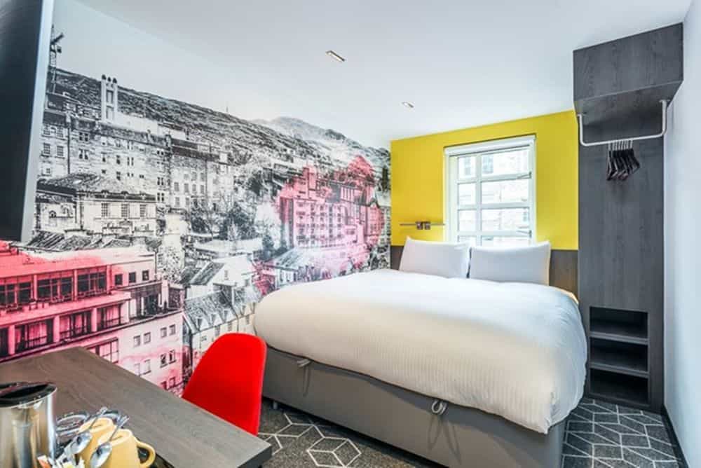 Mackenzie Suites