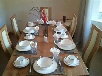 Thistledo House Bed & Breakfast