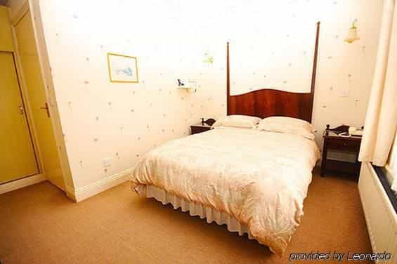 Fernbank Hotel Fernbank Hotel