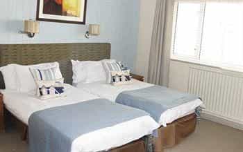 Roslin Beach Hotel Roslin Beach Hotel