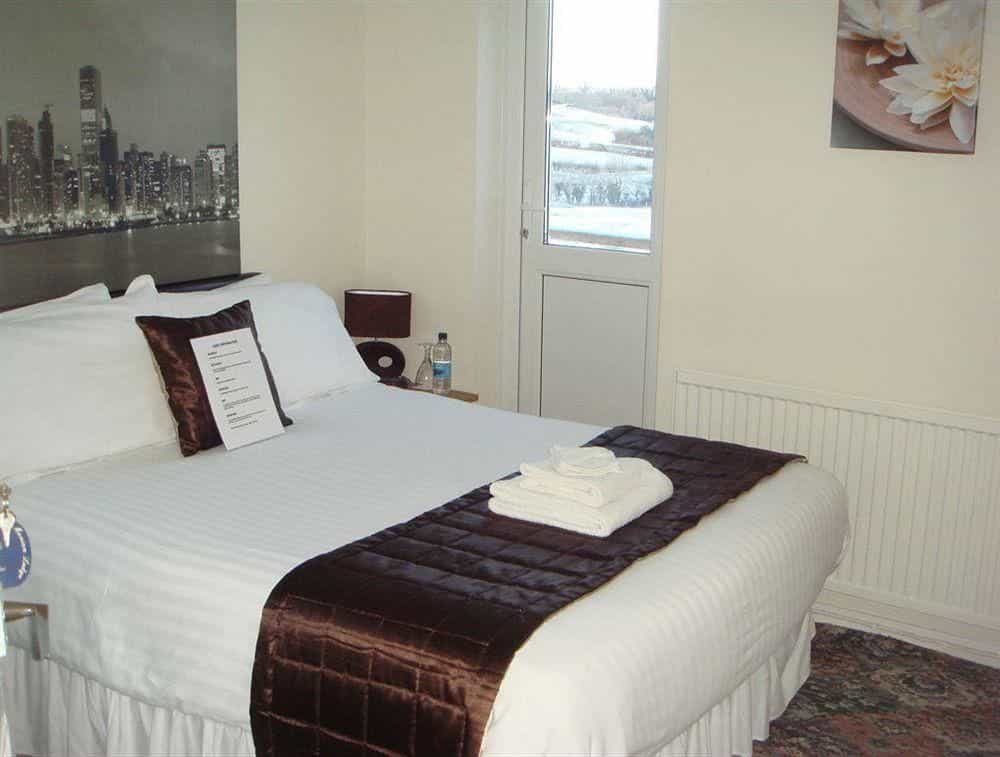 Manian Lodge - Guest House