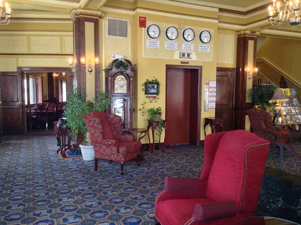 Lafayette Hotel