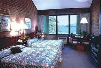 Split Rock Resort