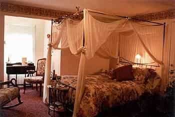 Tayberry Victorian Cottage B&B