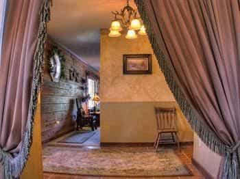 The Log House Lodge