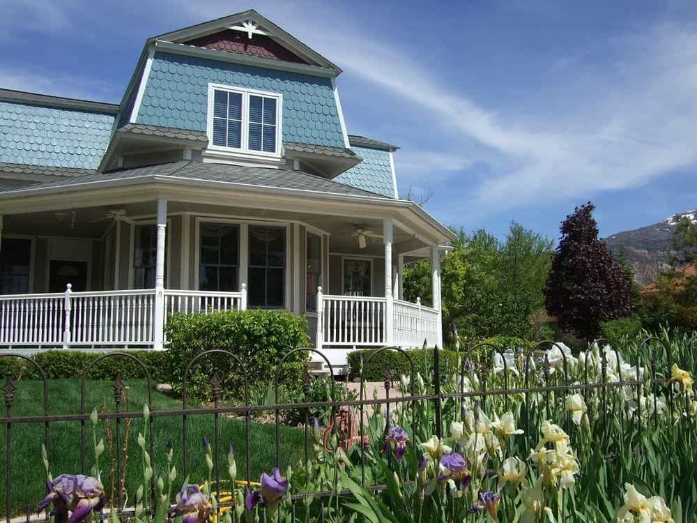 The Iron Gate Inn