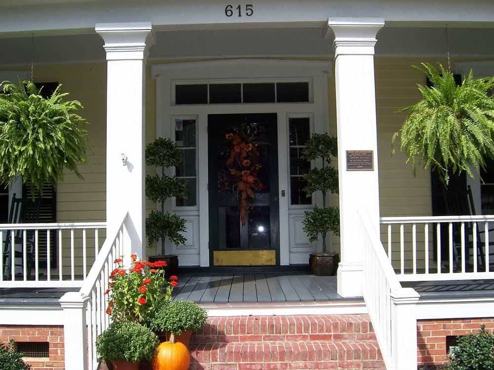 The Ashford Inn