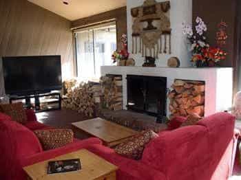 CASCADES LODGE