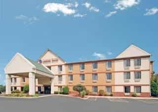 Comfort Suites