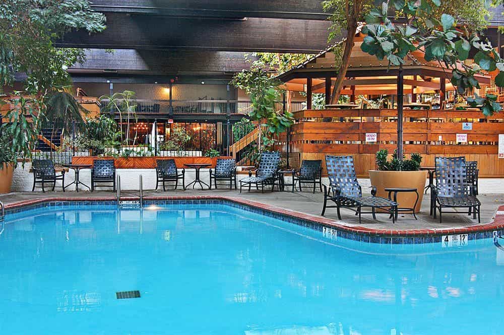 M Hotel Buffalo Airport