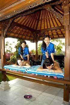 โรงแรมวิลาริสิ โรงแรมวิลาริสิ