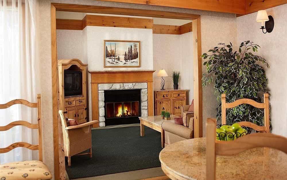 Pinestone Resort & Conference Centre