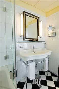 Small Luxury Hotel Ambassador a l'Opera