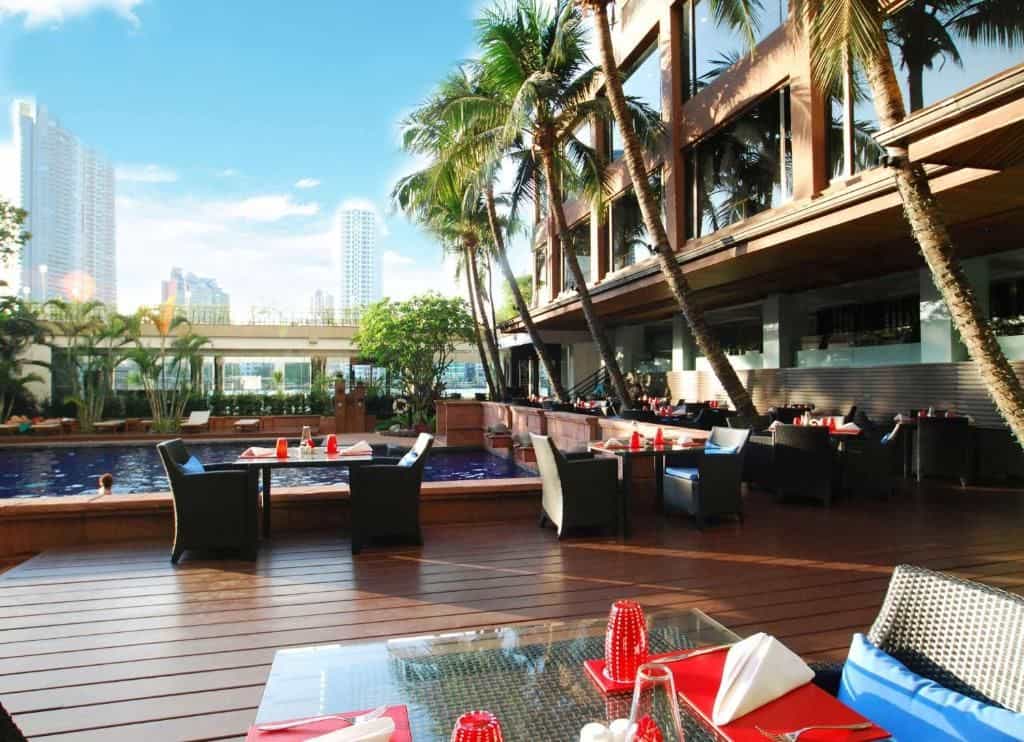 โรงแรมแม่น้ำ รามาดา พลาซา บาย วินด์แฮม กรุงเทพมหานคร