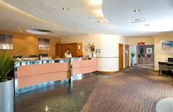 Hatfield Oak Hotel