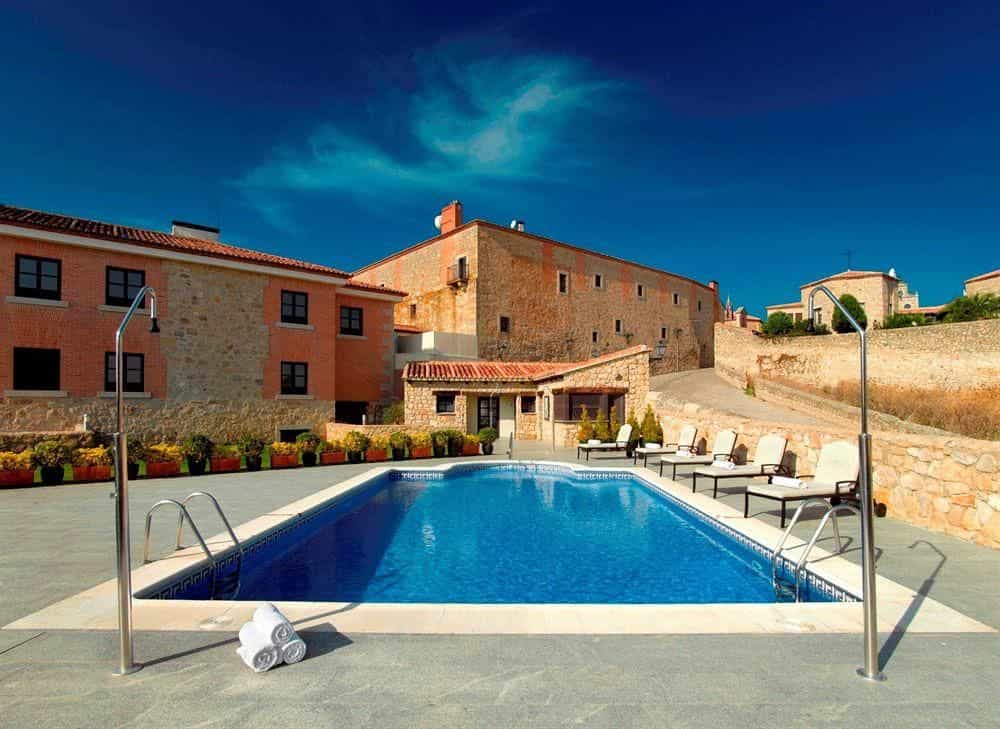 Parador Trujillo Hotel
