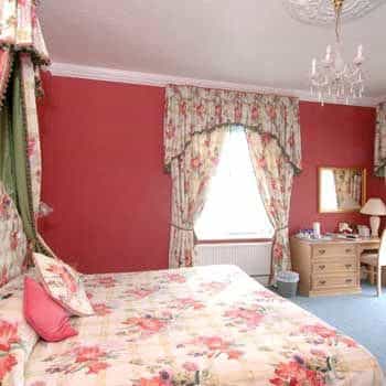 Best Western New Holmwood Best Western New Holmwood