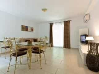 Las Motas Residence