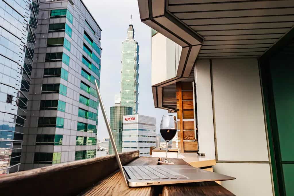 Pacific Business Hotel