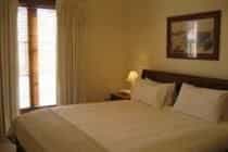 Hearns Cottage Suites