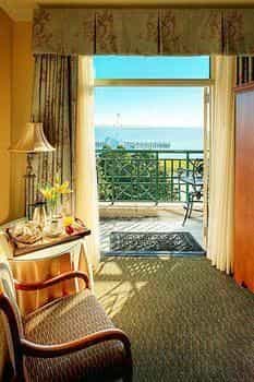 HarbourView Inn