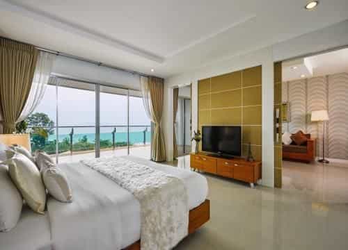 โรงแรมรอยัล บีชวิว