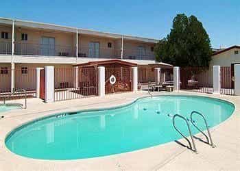 Econo Lodge  Inn & Suites