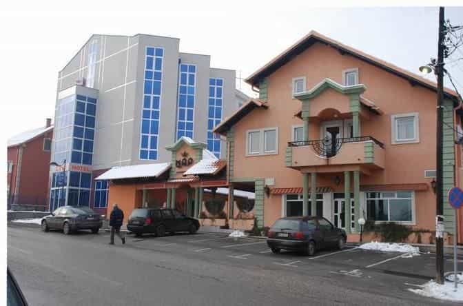 Car Hotel