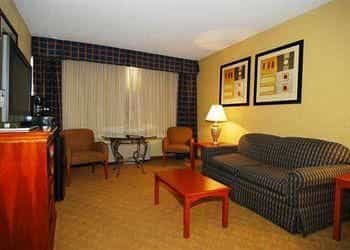 Clarion Hotel