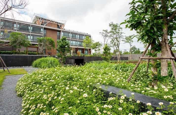 North Hill City Resort