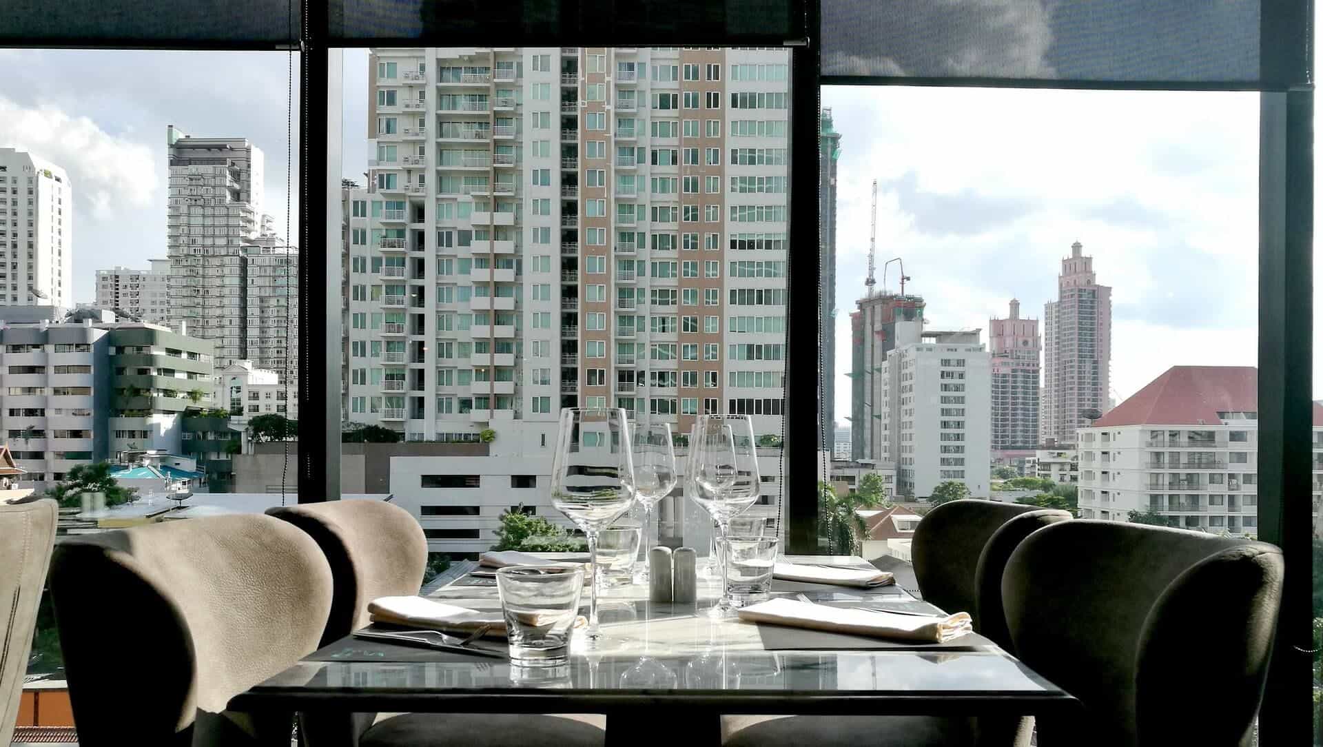 โรงแรมสกายวิว กรุงเทพฯ - เอ็มดิสทริค โรงแรมสกายวิว กรุงเทพฯ - เอ็มดิสทริค