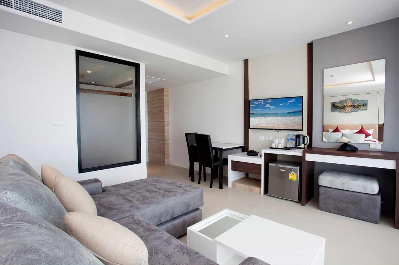Paripas Patong Resort