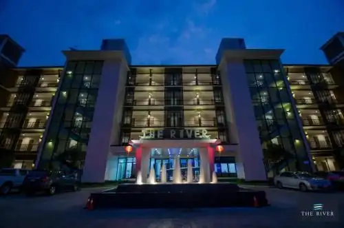 โรงแรมเดอะ ริเวอร์