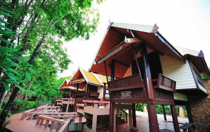 โรงแรมบัวดารา