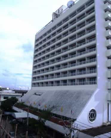 โรงแรมไพลิน พิษณุโลก