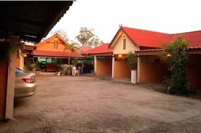 โรงแรม แฮปปี้โอที