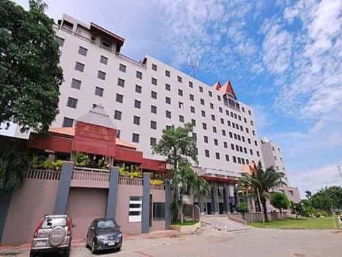 โรงแรมสองพันบุรี