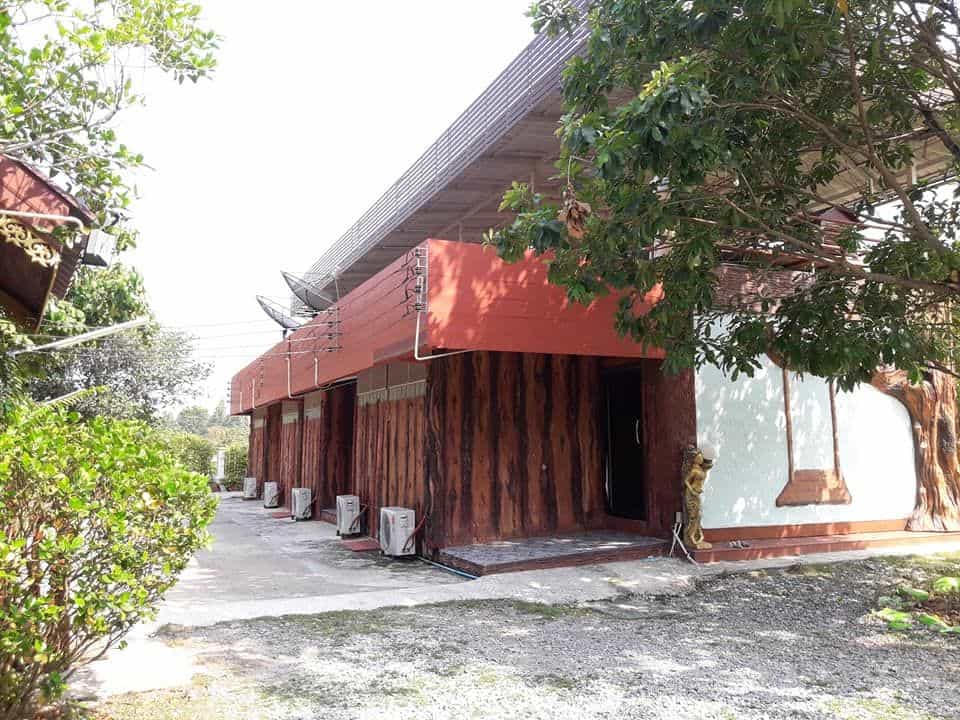 สุฎารี รีสอร์ท