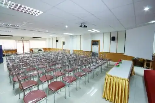 พีเอ เพลส โฮเทล
