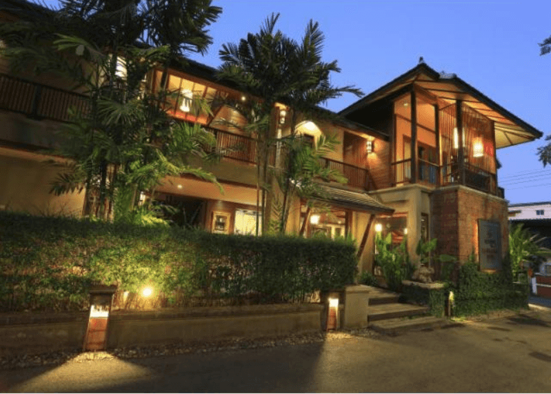 โรงแรมบ้านหละปูน