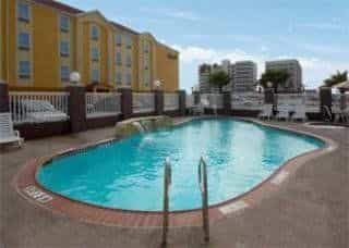 Comfort Suites