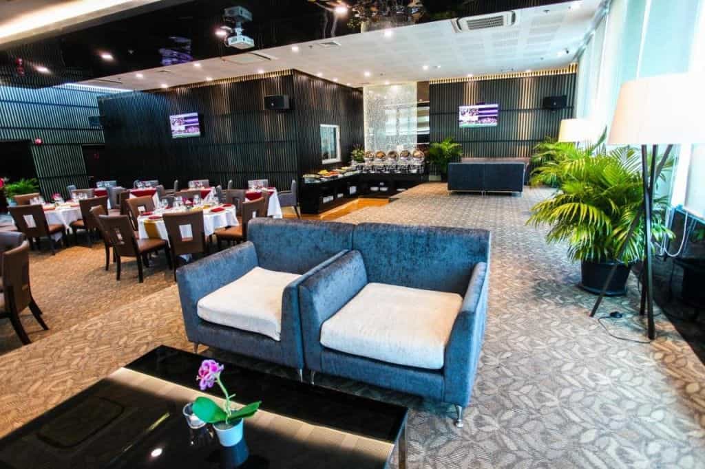 โรงแรมโฮเทล รอยัล บางกอก