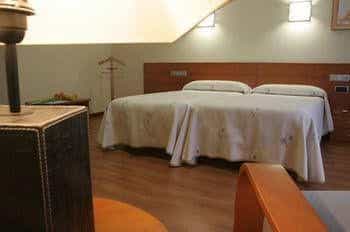 Hotel Zaravencia